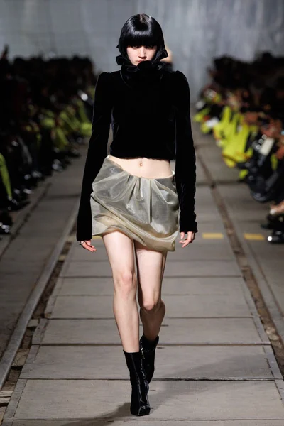 Look 38
